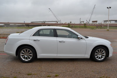 2012 Chrysler 300  Limited