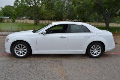 2012 Chrysler 300  Limited