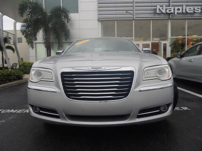 2012 Chrysler 300  Limited