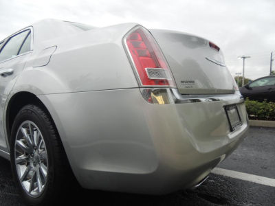2012 Chrysler 300  Limited