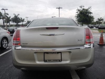 2012 Chrysler 300  Limited
