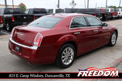 2012 Chrysler 300  Limited