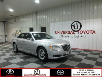 2012 Chrysler 300  Limited