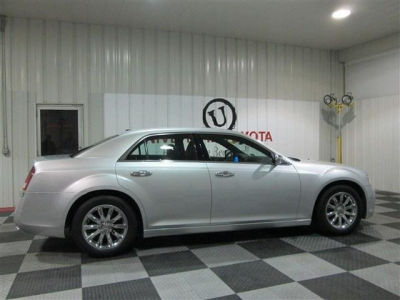2012 Chrysler 300  Limited
