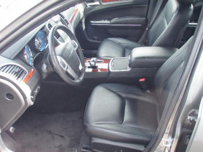 2012 Chrysler 300  Limited