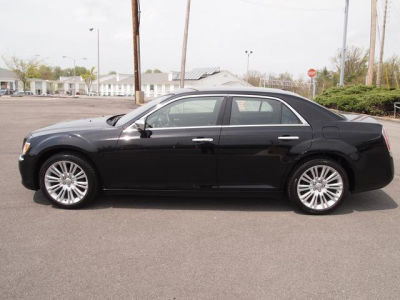 2011 Chrysler 300  Limited