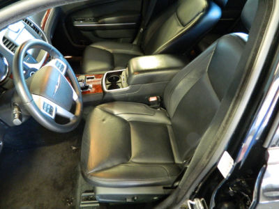 2012 Chrysler 300  Limited