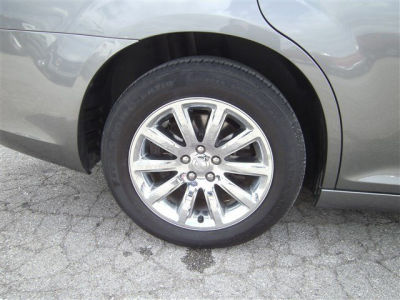 2012 Chrysler 300  Limited