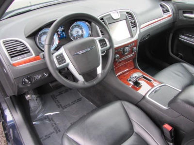 2012 Chrysler 300  Limited