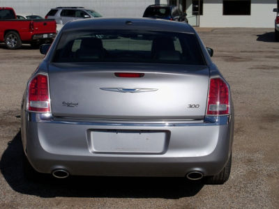 2011 Chrysler 300  Limited