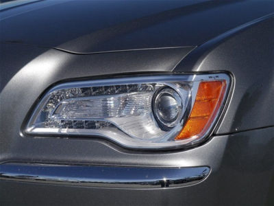 2011 Chrysler 300  Limited