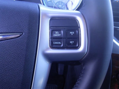 2013 Chrysler 300  Base