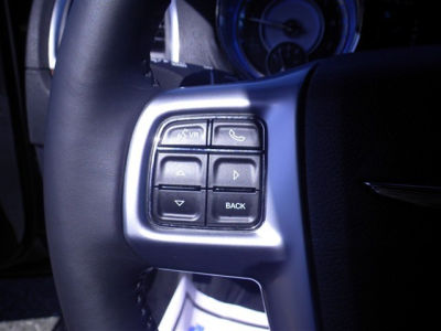 2013 Chrysler 300  Base