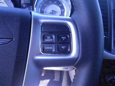 2013 Chrysler 300  Base