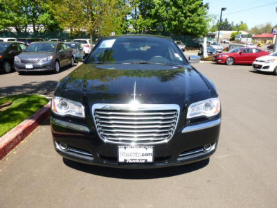 2012 Chrysler 300  Limited