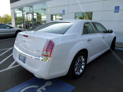 2012 Chrysler 300  Limited