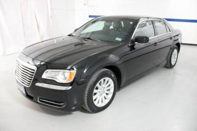 2013 Chrysler 300  Base