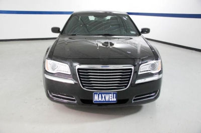 2013 Chrysler 300  Base