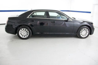 2013 Chrysler 300  Base
