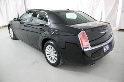 2013 Chrysler 300  Base