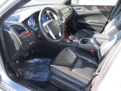 2012 Chrysler 300  Limited