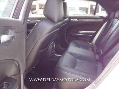 2011 Chrysler 300  Limited