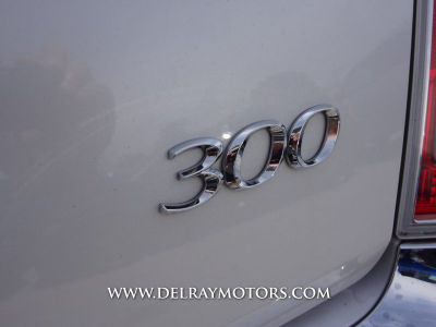 2011 Chrysler 300  Limited