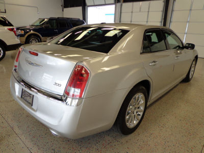 2012 Chrysler 300  Limited