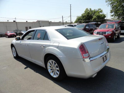 2012 Chrysler 300  Limited