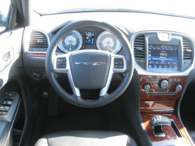2012 Chrysler 300  Limited