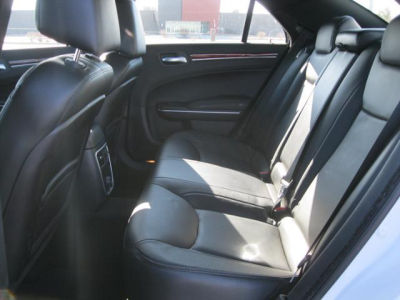 2012 Chrysler 300  Limited