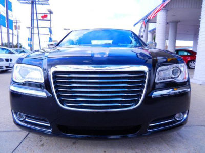 2012 Chrysler 300  Limited