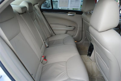 2011 Chrysler 300  Limited