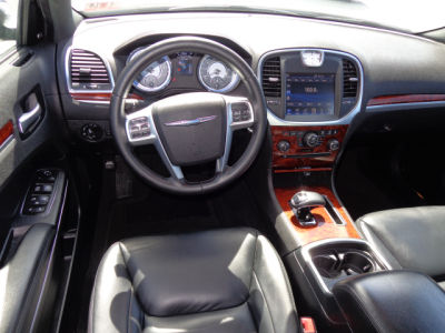 2012 Chrysler 300  Limited