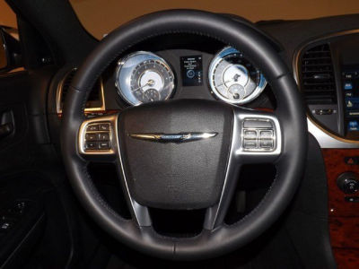 2012 Chrysler 300  Limited