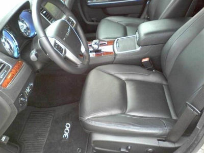 2012 Chrysler 300  Limited