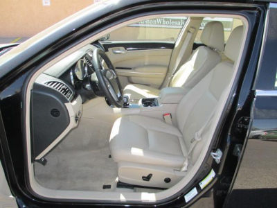 2012 Chrysler 300  Limited