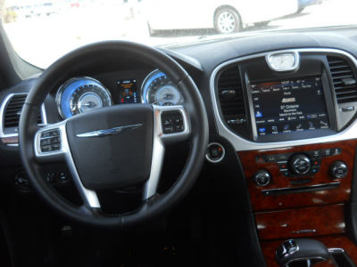 2012 Chrysler 300  Limited