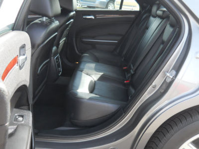 2012 Chrysler 300  Limited