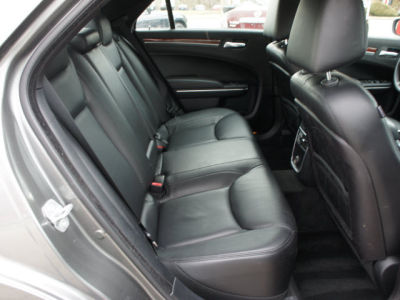 2012 Chrysler 300  Limited