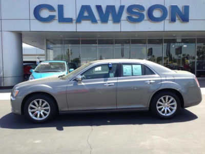 2012 Chrysler 300  Limited