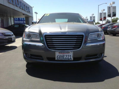 2012 Chrysler 300  Limited