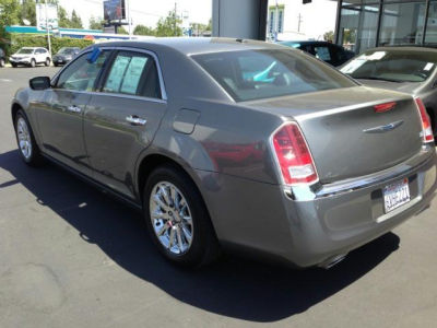 2012 Chrysler 300  Limited