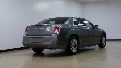 2012 Chrysler 300  Limited