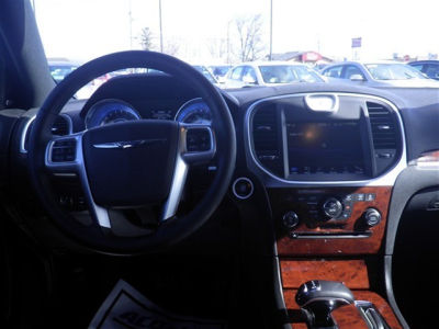 2012 Chrysler 300  Limited
