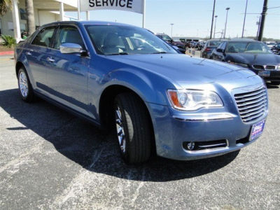 2011 Chrysler 300  Limited