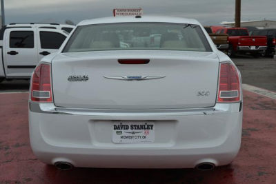 2013 Chrysler 300  Base
