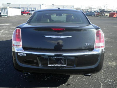 2011 Chrysler 300  Limited