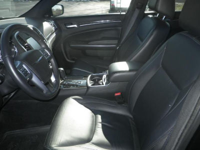 2011 Chrysler 300  Limited