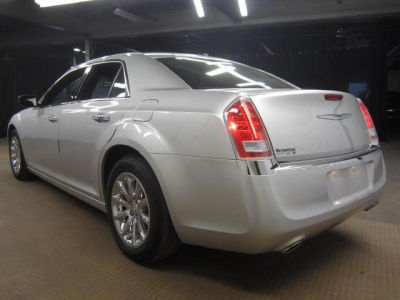 2012 Chrysler 300  Limited
